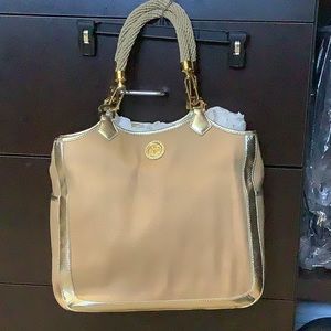 New Tory Burch Raffia Tote Light Gold Leather